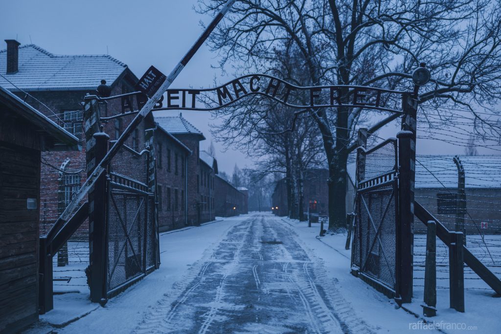 L'ingresso di Auschwitz I