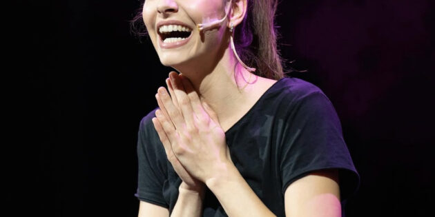 Beatrice Arnera con “Intanto ti calmi” arriva in Sicilia