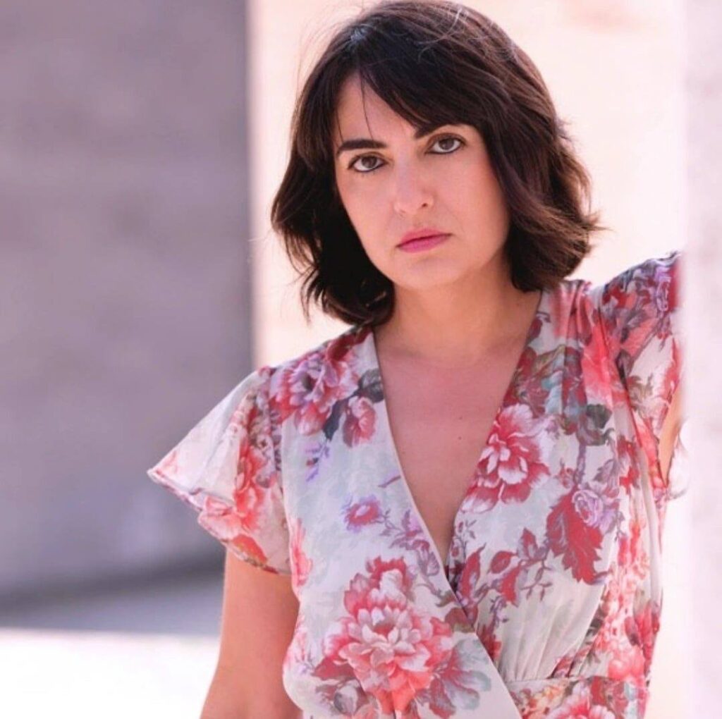 Alessandra Mortelliti - Il maestro va a scuola