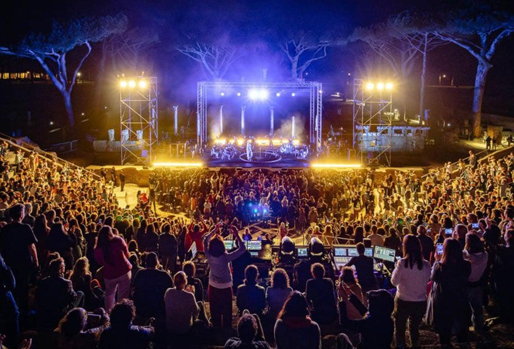 Caltanissetta Città del Natale 2025: mercatini, luci e magia sul Corso Umberto I