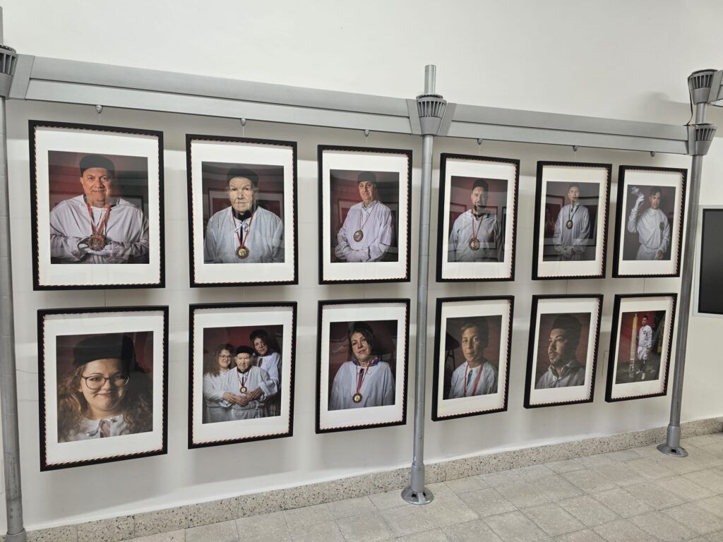 Devoti - Mostra fotografica di Astor Morgan al Palazzo della Cultura di Catania fino al 14 febbraio 2026