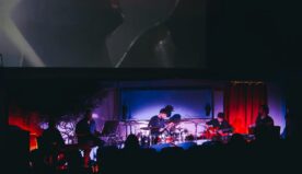 Il rock della Cult Movie Jam conquista il pubblico di tutte le età con il cine‑concerto dedicato a Rocky IV