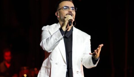 Andrea Sannino porta in Sicilia “Semplicemente Andrè”: tre date tra Palermo e Adrano