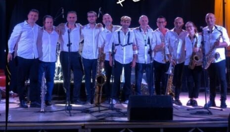 Size 46 Street Band Catania: il trionfo dello Swing a Castello Ursino