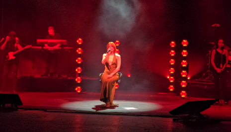 Noemi chiude Etna in Scena 2026 – A Zafferana Etnea il concerto tra musica e determinazione
